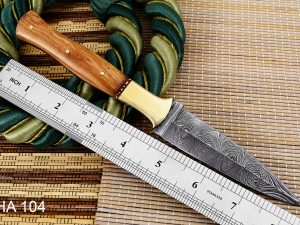 Custom Hand Made Forged Hunting Knife. Damascus