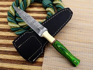 Custom Handmade Forged Knife Damascus Steel Boot Throwing Dagger Hunting Knife Wood